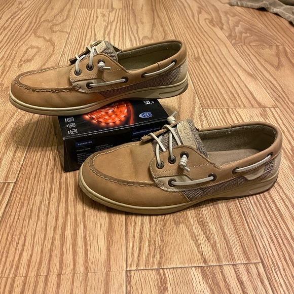 Sperry’s - Picture 2 of 5